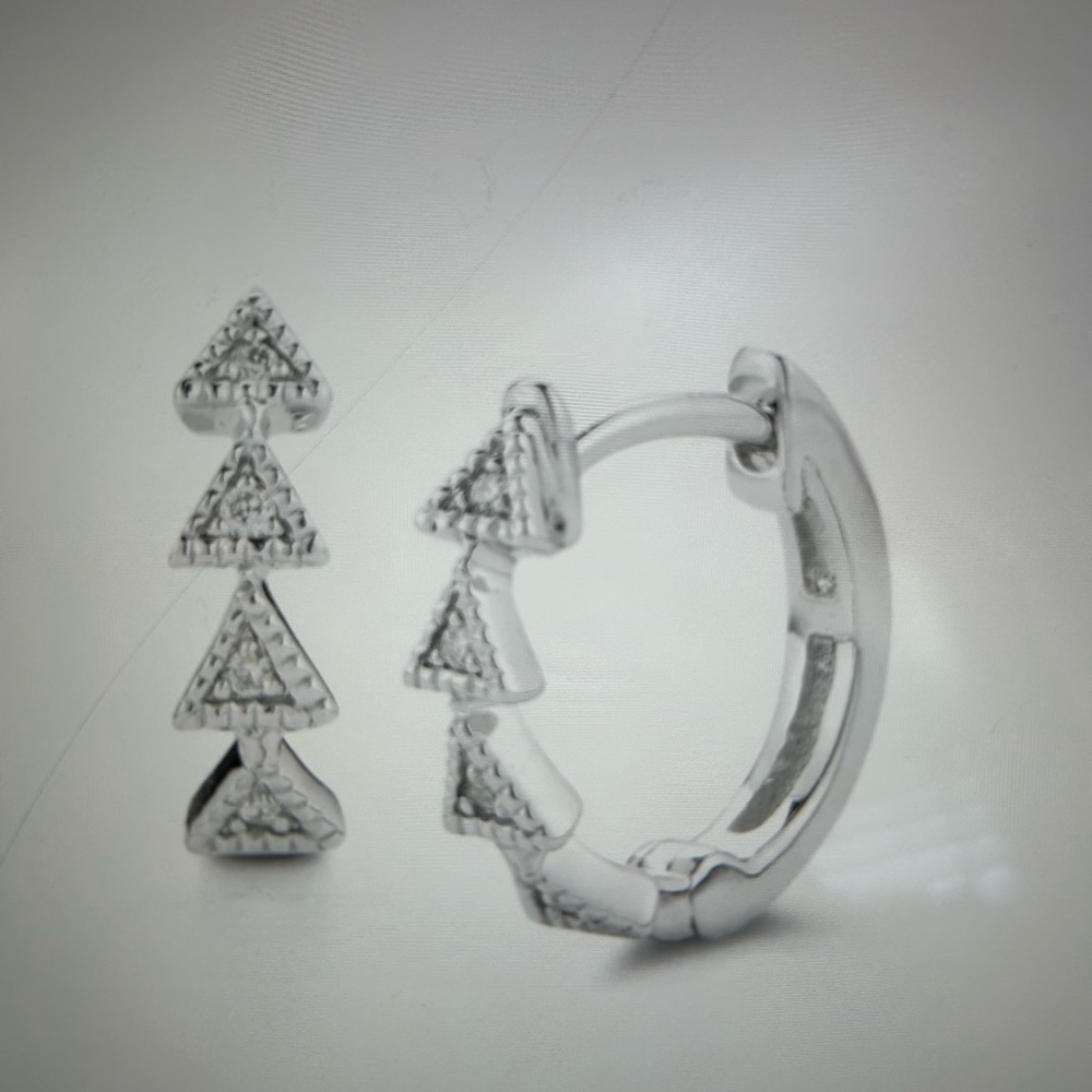 Dana Rebecca Designs Emily Sarah Triangle Huggies